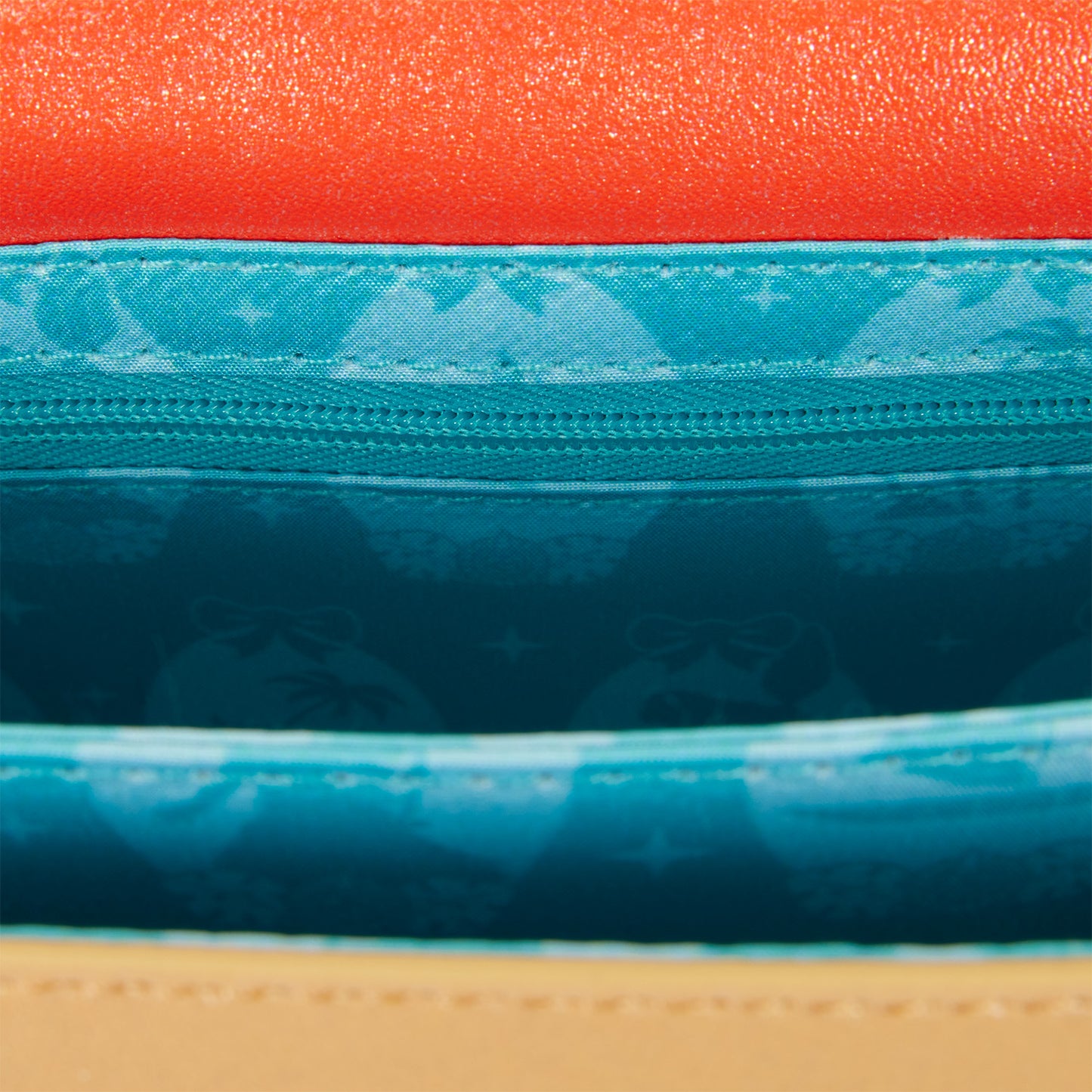 LF DISNEY PRINCESS MOANA CROSSBODY BAG