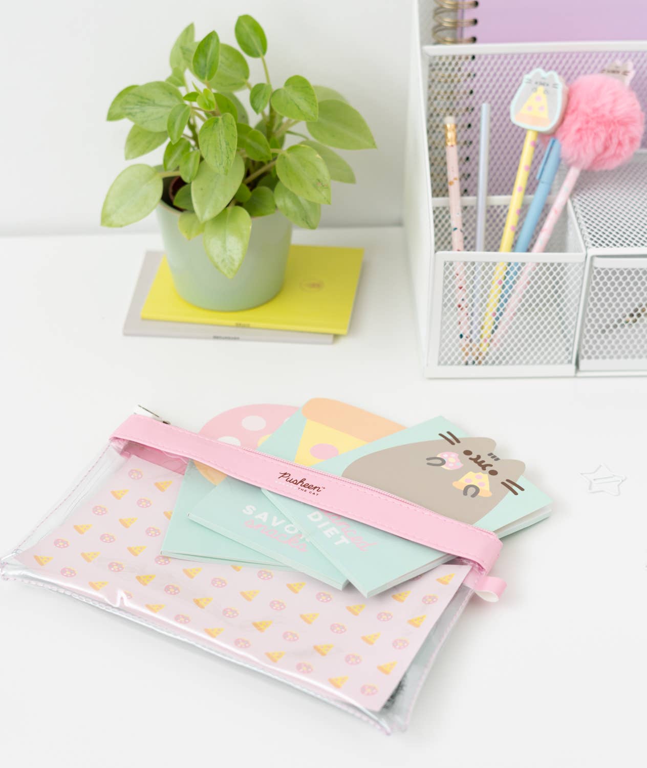 Pusheen Foodie Collection Writing Set 3
