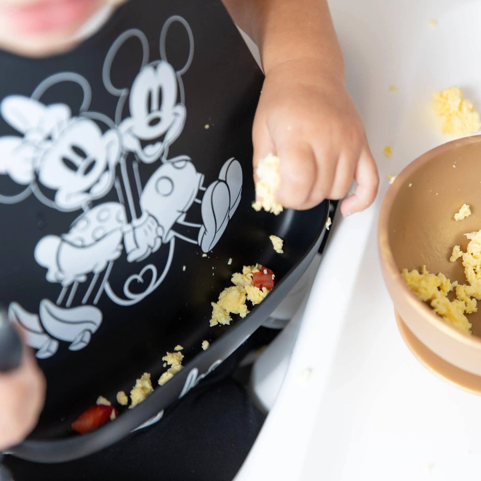 Silicone Bib: Mickey + Minnie Mouse 8