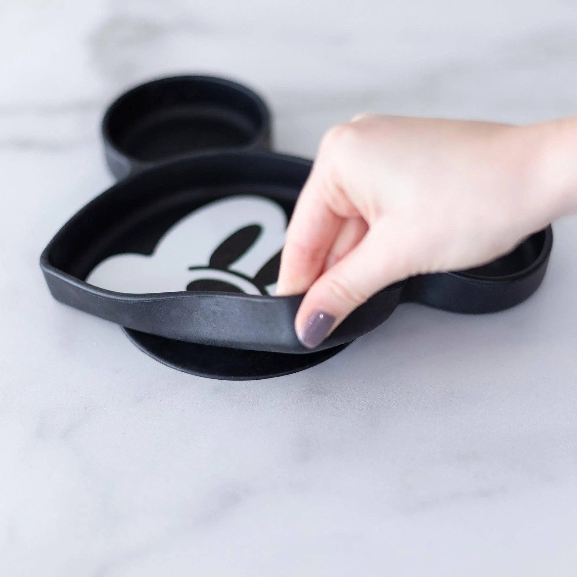 Silicone Grip Dish: Mickey Mouse 14