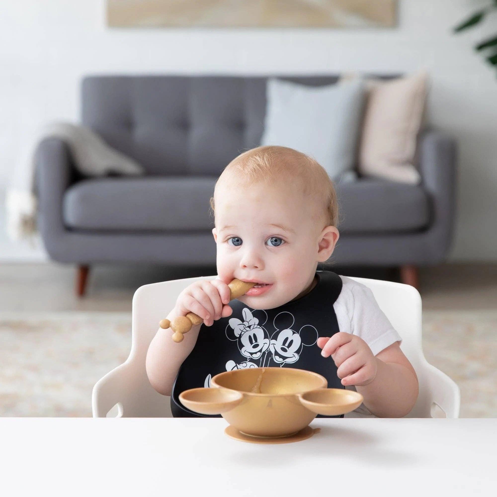 Silicone Bib: Mickey + Minnie Mouse 5