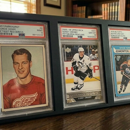 3-Card Trading Card Display Stand – Graded Frame