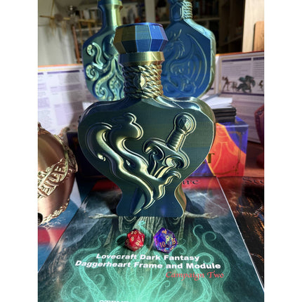 Decanter: Daggerheart Potion (Storage & Dice Tower)