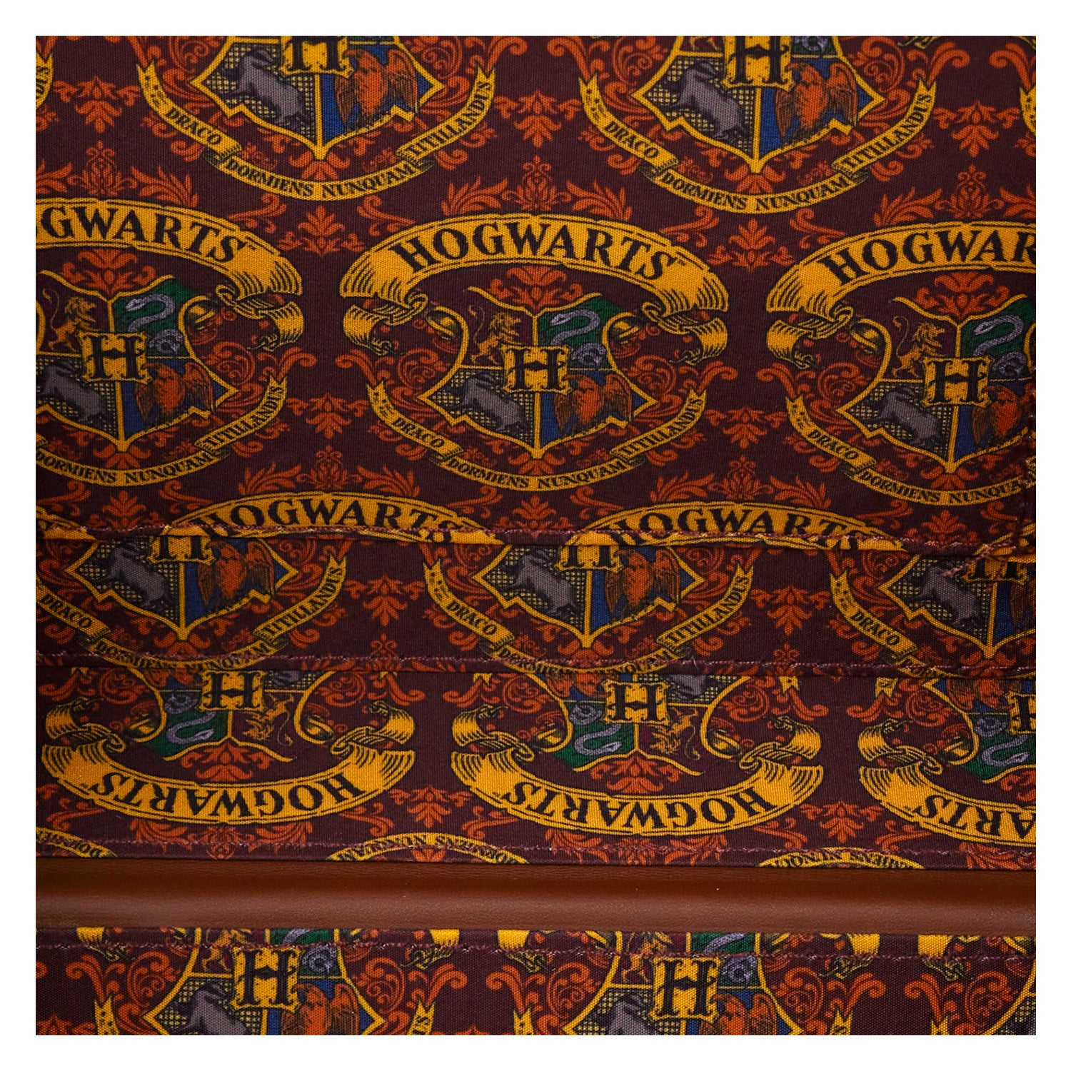 LF HARRY POTTER HOGWARTS EXPRESS LUGGAGE CROSSBODY BAG 8