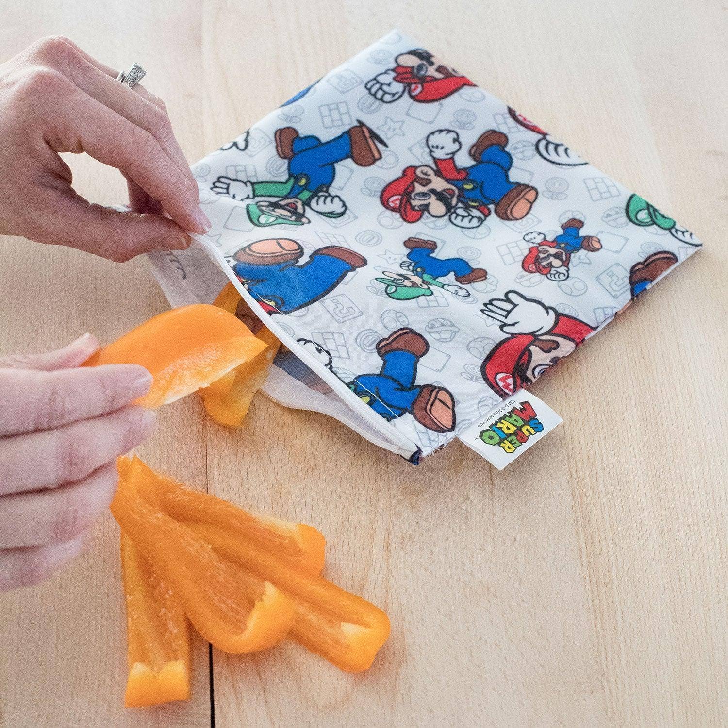 Reusable Snack Bag, Large: Super Mario™ & Luigi 3