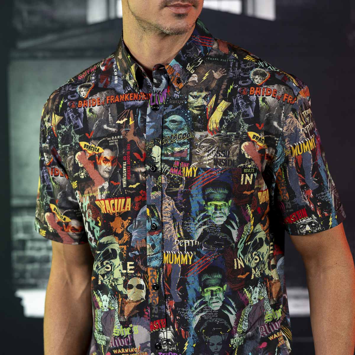 Universal Monsters "Street Art Scare-athon" – KUNUFLEX Short Sleeve Shirt