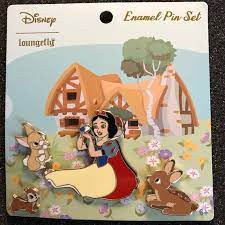 Snow White Loungefly Pin Set. Includes 4 pins.